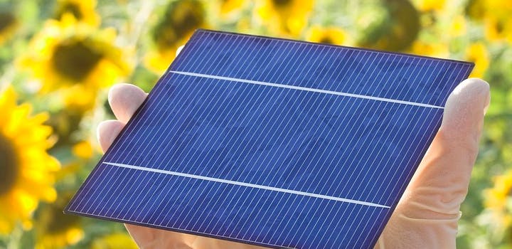 découvrez comment les panneaux solaires peuvent transformer votre jardin en une oasis écologique. optimisez votre espace extérieur tout en réduisant votre empreinte carbone grâce à des solutions d'énergie renouvelable innovantes.
