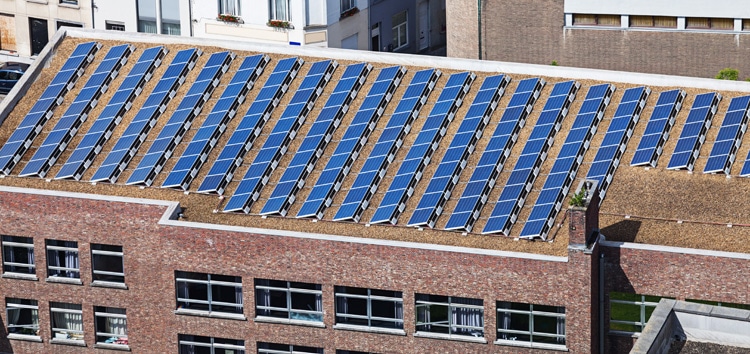 découvrez les avantages des panneaux solaires pour toits plats : une solution idéale pour maximiser l'espace et produire de l'énergie renouvelable. optimisez votre consommation énergétique tout en contribuant à la protection de l'environnement.
