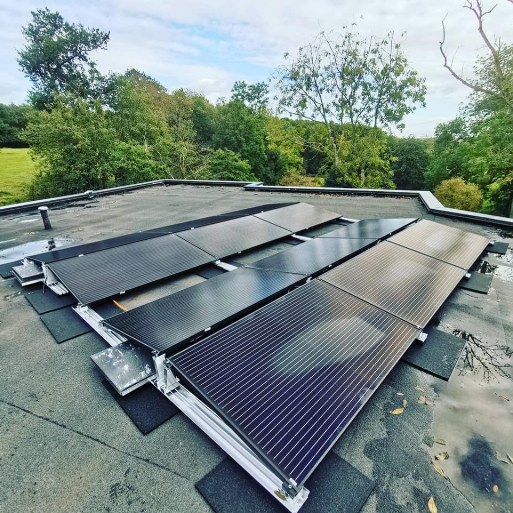 découvrez les avantages des panneaux solaires pour toits plats : une solution moderne et esthétique pour profiter d'une énergie renouvelable tout en optimisant l'espace. optimal pour les bâtiments commerciaux et résidentiels, investissez dans un avenir durable.