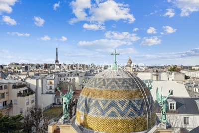 découvrez notre toit-terrasse transformé en parking à paris, offrant une solution innovante pour stationner votre véhicule au cœur de la ville. profitez d'un emplacement stratégique et sécurisé tout en admirant une vue imprenable sur la capitale.