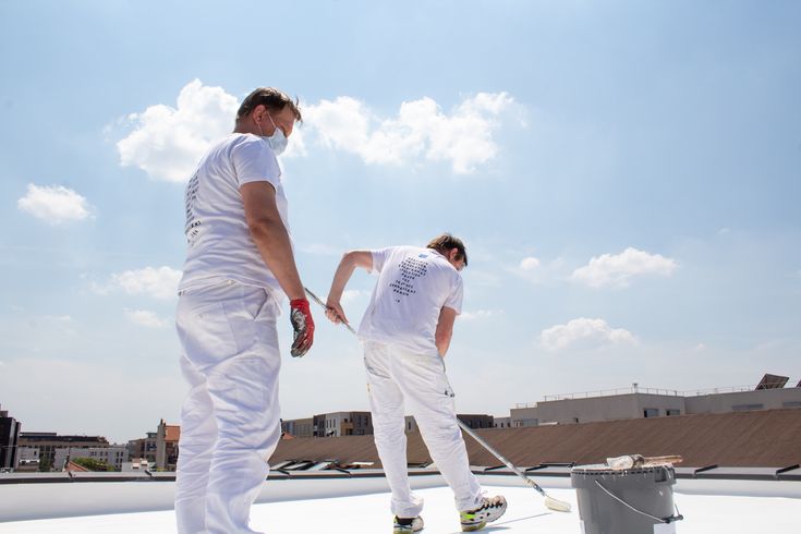 découvrez les avantages de la peinture pour toit blanc : améliorez l'efficacité énergétique de votre maison, réduisez la chaleur et donnez un coup de frais à votre extérieur. optez pour une solution durable et esthétique !