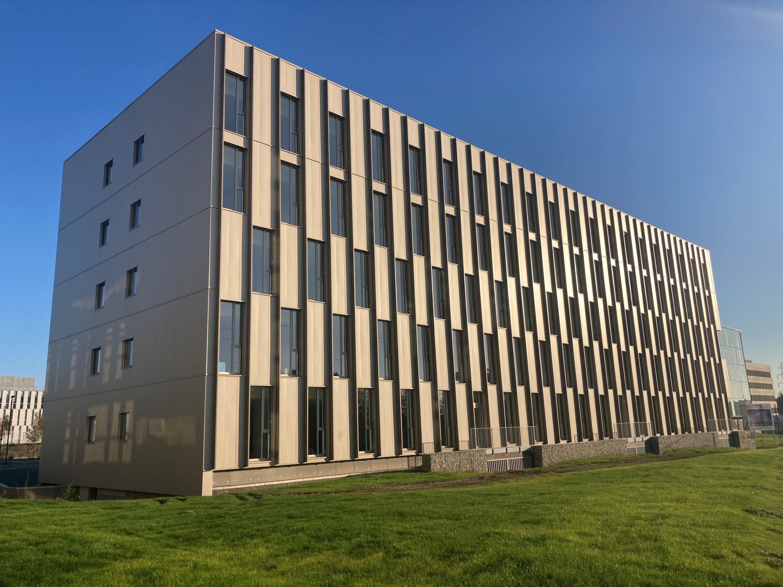 découvrez la performance des fonds solaris : une analyse approfondie de leurs rendements, stratégies d'investissement et impact sur votre portefeuille. optimisez vos choix financiers avec notre expertise sur les fonds solaris.