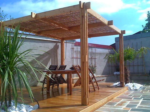découvrez notre élégante pergola en bambou, idéale pour embellir votre espace extérieur tout en offrant une protection contre le soleil. profitez d'un cadre naturel et esthétique pour vos moments de détente en plein air.