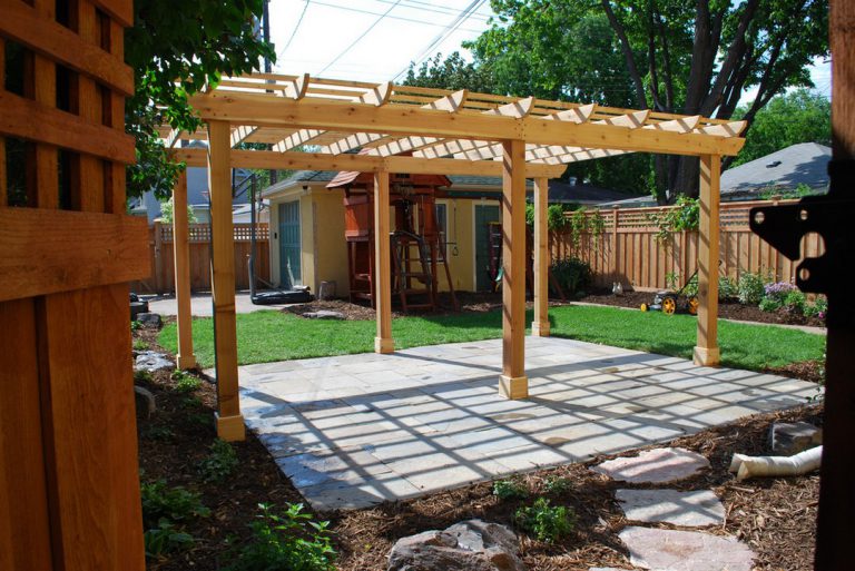 découvrez notre gamme de pergolas ouvertes, idéales pour profiter de l'extérieur tout en étant protégé du soleil. créez un espace convivial et esthétique dans votre jardin ou sur votre terrasse.
