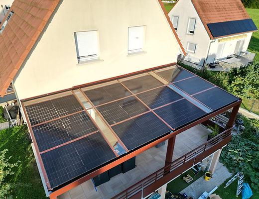 découvrez la pergola photovoltaïque, une solution innovante alliant confort et écologie. transformez votre espace extérieur en un lieu agréable tout en produisant de l'énergie renouvelable grâce à des panneaux solaires esthétiques. améliorez votre qualité de vie et contribuez à la transition énergétique tout en préservant votre style.