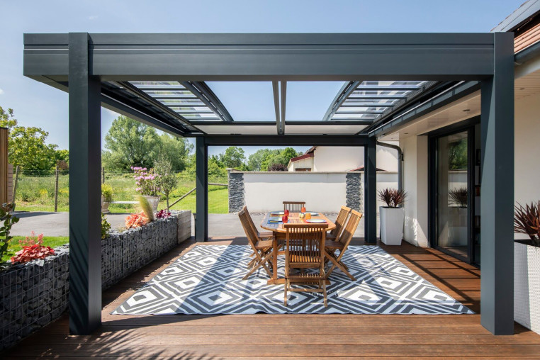 découvrez notre gamme de pergolas pour embellir votre espace extérieur. parfaites pour offrir de l'ombre et du style à votre jardin, nos pergolas allient esthétisme et fonctionnalité. trouvez le modèle idéal qui s'adapte à vos besoins et profitez de moments de détente en plein air.