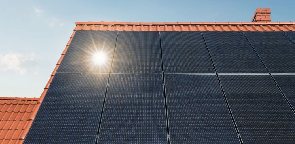 découvrez l'énergie photovoltaïque, une solution durable et économique pour produire de l'électricité à partir du soleil. apprenez comment cette technologie innovante peut réduire vos factures d'énergie et contribuer à la préservation de l'environnement.