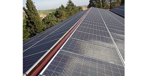 découvrez les avantages des panneaux photovoltaïques en ardoise, une solution esthétique et efficace pour produire de l'énergie renouvelable tout en intégrant harmonieusement votre toiture. optez pour une installation durable qui allie performance et design.