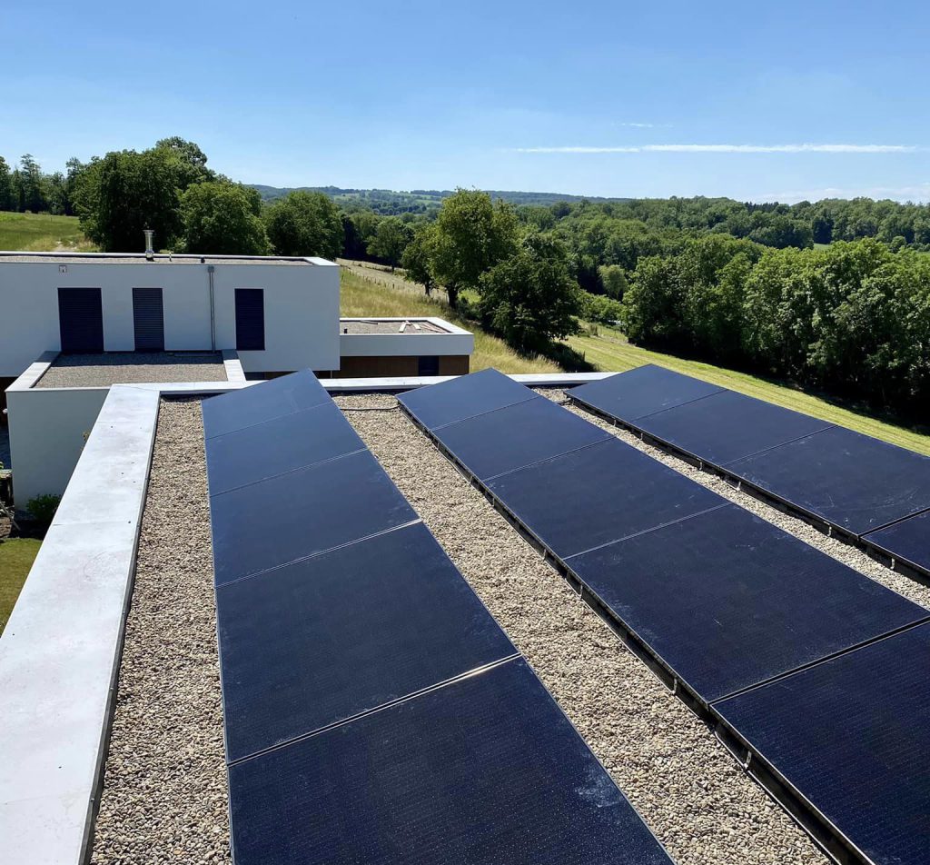 découvrez les avantages du photovoltaïque durable, une solution innovante et écologique pour produire de l'énergie renouvelable. optez pour une technologie respectueuse de l'environnement qui permet de réduire votre empreinte carbone tout en réalisant des économies sur vos factures d'électricité.