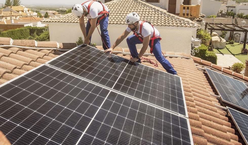 découvrez les solutions photovoltaïques proposées par leroy merlin pour produire votre propre énergie solaire. profitez d'une large gamme de panneaux solaires, d'installations et de conseils d'experts pour optimiser votre consommation d'énergie et réduire votre empreinte écologique.