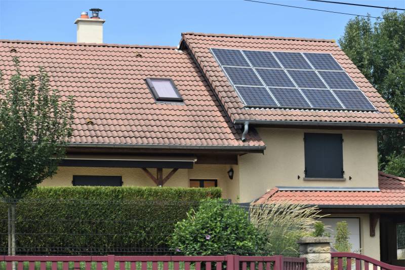 découvrez comment les panneaux photovoltaïques peuvent transformer les mairies en acteurs de l'énergie verte. optimisez vos ressources et réduisez votre empreinte carbone grâce à des solutions durables et économiques.
