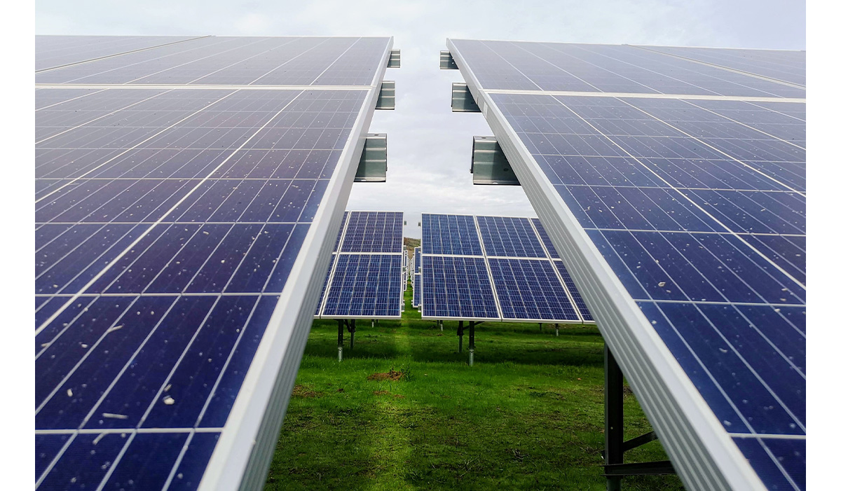 découvrez comment des panneaux photovoltaïques au design atypique peuvent allier esthétique et efficacité énergétique. transformez votre espace tout en faisant un geste pour la planète avec des solutions solaires innovantes et performantes.