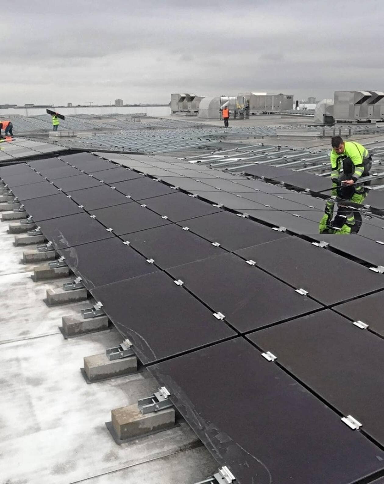 découvrez les solutions photovoltaïques ikea pour une énergie renouvelable à prix abordable. transformez votre maison en un espace durable grâce à nos panneaux solaires faciles à installer et au design innovant. adoptez une consommation responsable et réduisez vos factures d'énergie tout en contribuant à la protection de l'environnement.