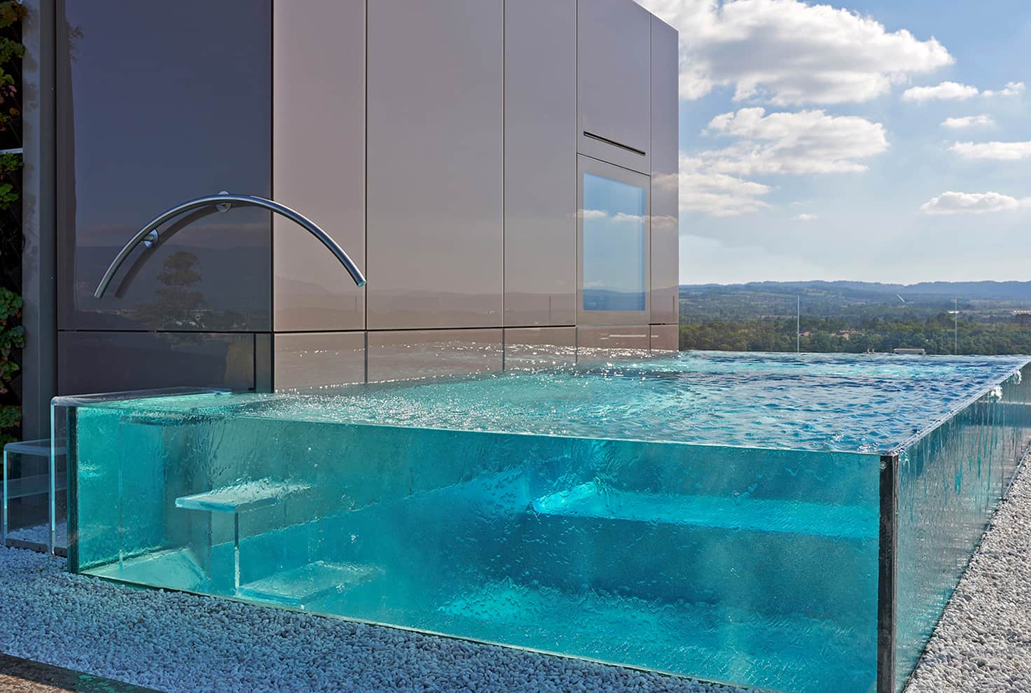 découvrez notre guide sur les piscines sur toit-terrasse, alliant esthétique et fonctionnalité. transformez votre espace extérieur en oasis de détente avec des conseils sur les matériaux, l'entretien et l'aménagement de votre piscine. plongez dans le luxe et le confort en hauteur!