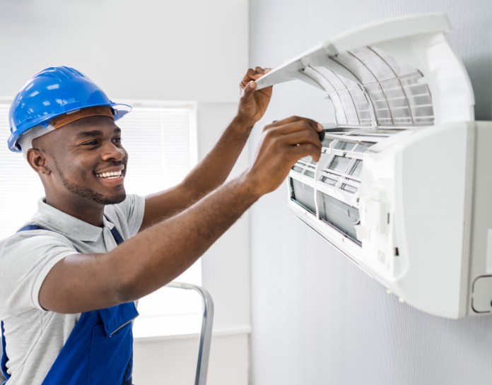 découvrez nos services professionnels de pose de supports pour climatisation sur toiture. bénéficiez d'une installation sûre et efficace, assurant la longévité de votre équipement et le confort de votre espace. contactez-nous pour un devis personnalisé!