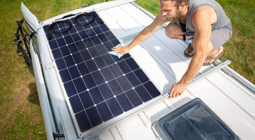 découvrez nos conseils pour la prévention des infiltrations d'eau sur les toits équipés de panneaux photovoltaïques. protégez votre installation et optimisez sa durabilité grâce à des solutions efficaces et des recommandations pratiques.