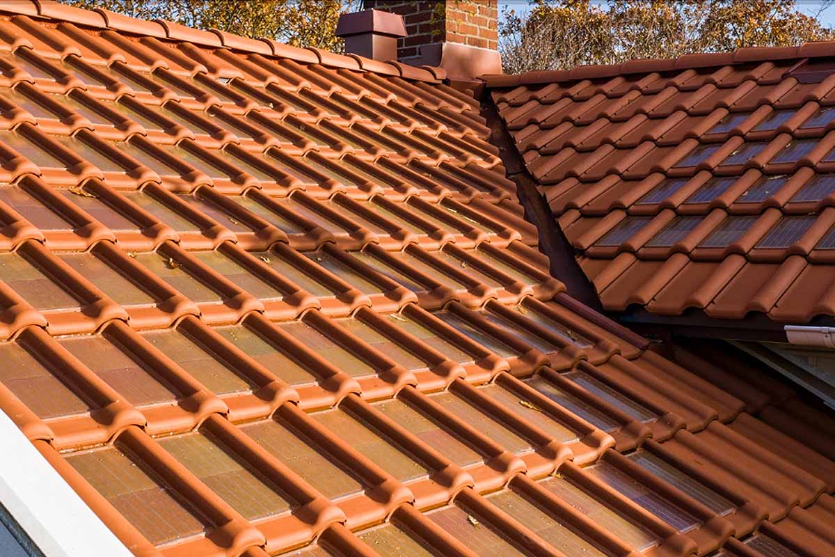 découvrez les prix et l'impact environnemental des tuiles solaires tesla, une solution innovante pour produire de l'énergie propre tout en embellissant votre maison. informez-vous sur les avantages, les coûts et les performances pour faire le choix idéal.