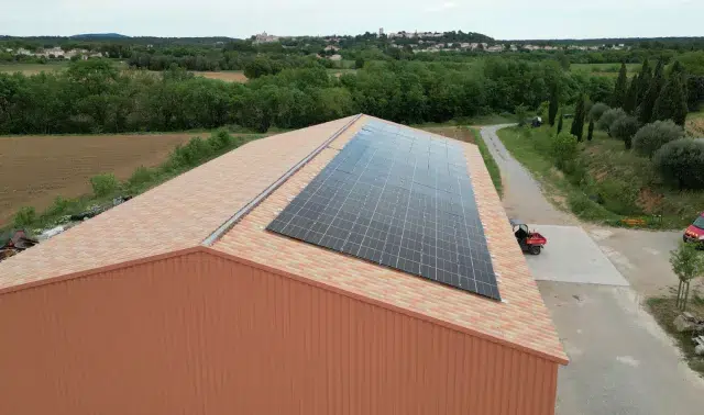 découvrez tout ce qu'il faut savoir sur les prix des hangars photovoltaïques. comparez les coûts d'installation et d'entretien pour maximiser votre investissement dans les énergies renouvelables.