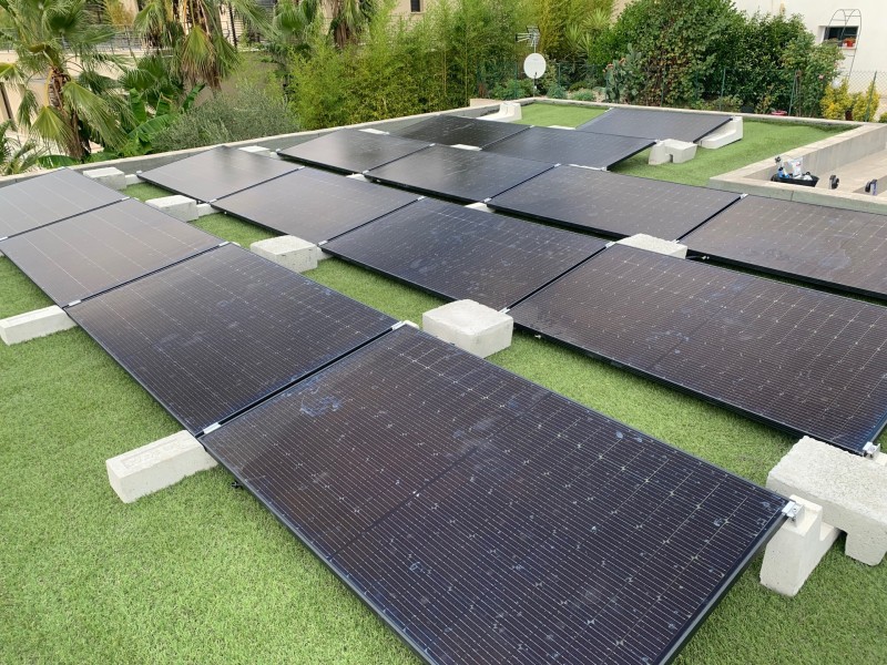 découvrez les prix des panneaux photovoltaïques pour toits plats et optimisez votre installation solaire. informez-vous sur les coûts, les économies d'énergie et les avantages environnementaux des panneaux adaptés à votre toiture.