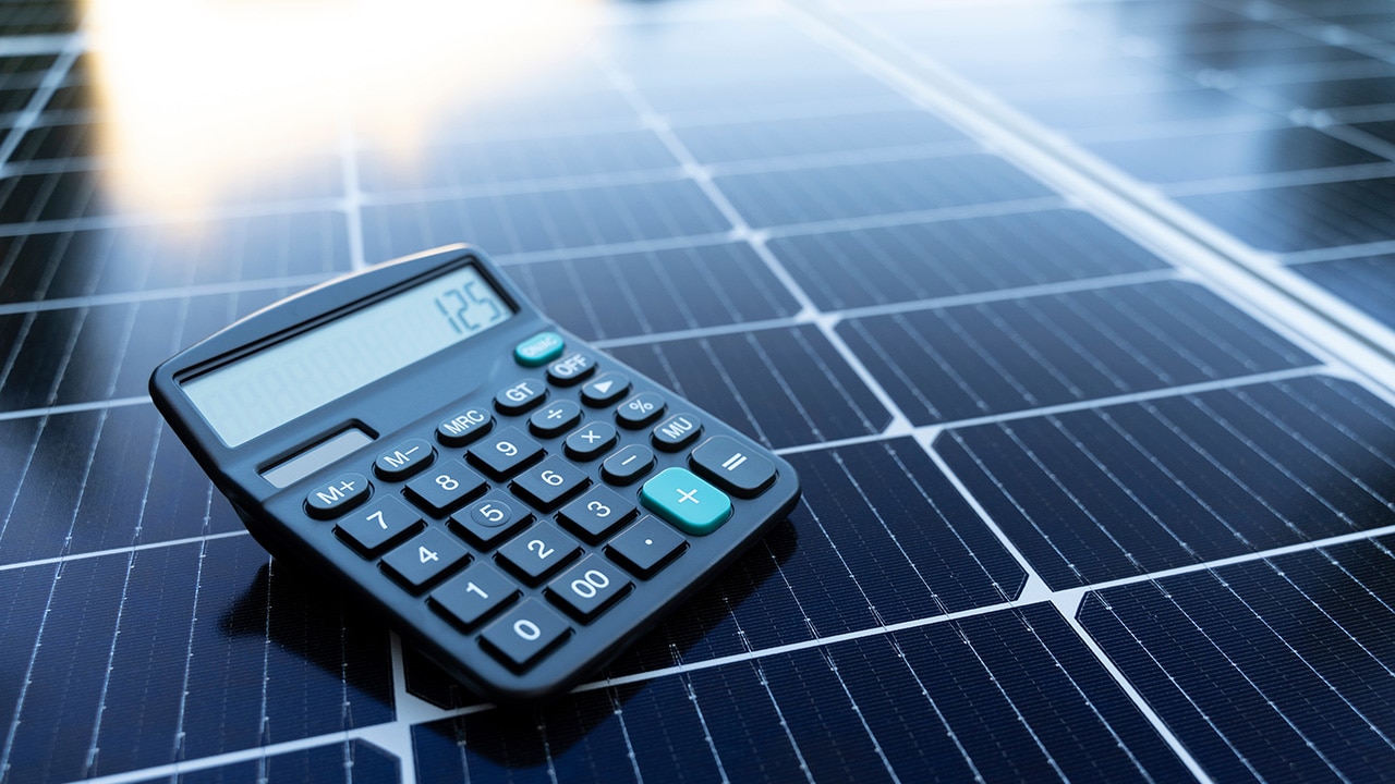 découvrez les prix des panneaux solaires en france et comparez les offres pour optimiser votre investissement énergétique. informez-vous sur les subventions disponibles et les économies d'énergie possibles grâce à l'énergie solaire.