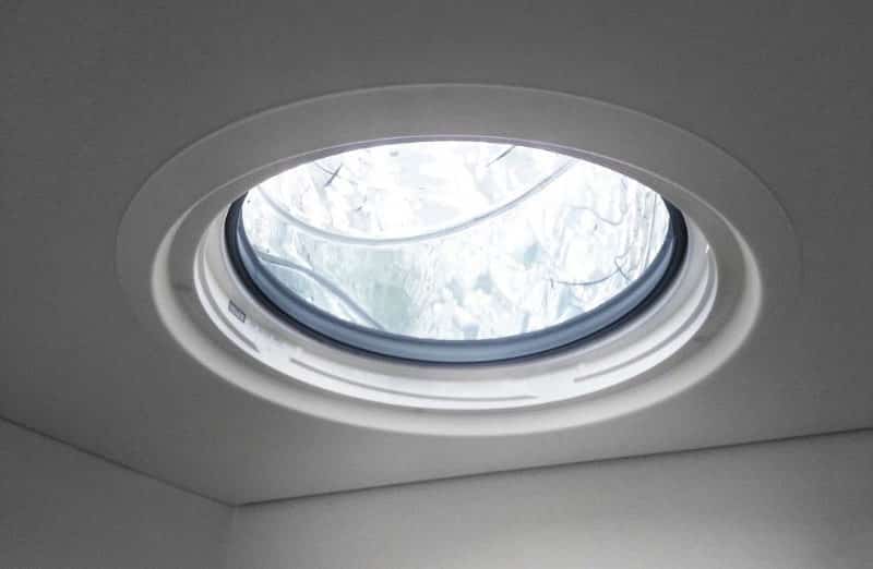 découvrez nos solutions de puits de lumière pour toits plats, alliant esthétisme et fonctionnalité. obtenez des informations sur les prix, les caractéristiques techniques et les avantages de ces installations pour optimiser la luminosité de votre espace intérieur.