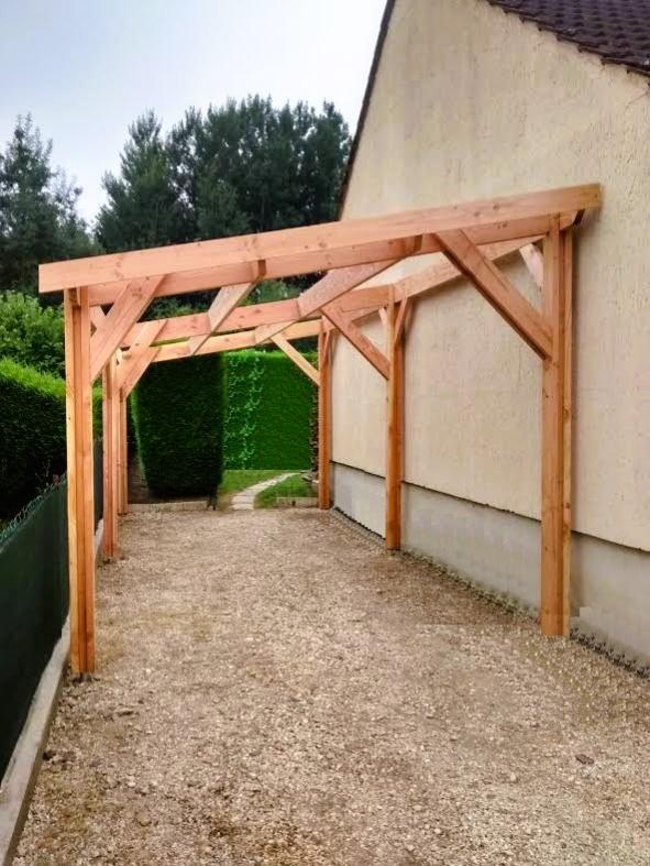 découvrez tout ce qu'il faut savoir sur le prix des toits monopentes. analyse des coûts, matériaux, avantages et prestations liées, pour vous aider à planifier votre projet de construction ou de rénovation.