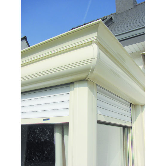 découvrez nos tarifs compétitifs pour les volets roulants adaptés aux vérandas. profitez de solutions sur mesure alliant esthétisme et fonctionnalité pour réguler la température et éclairer votre espace. obtenez un devis personnalisé dès aujourd'hui !