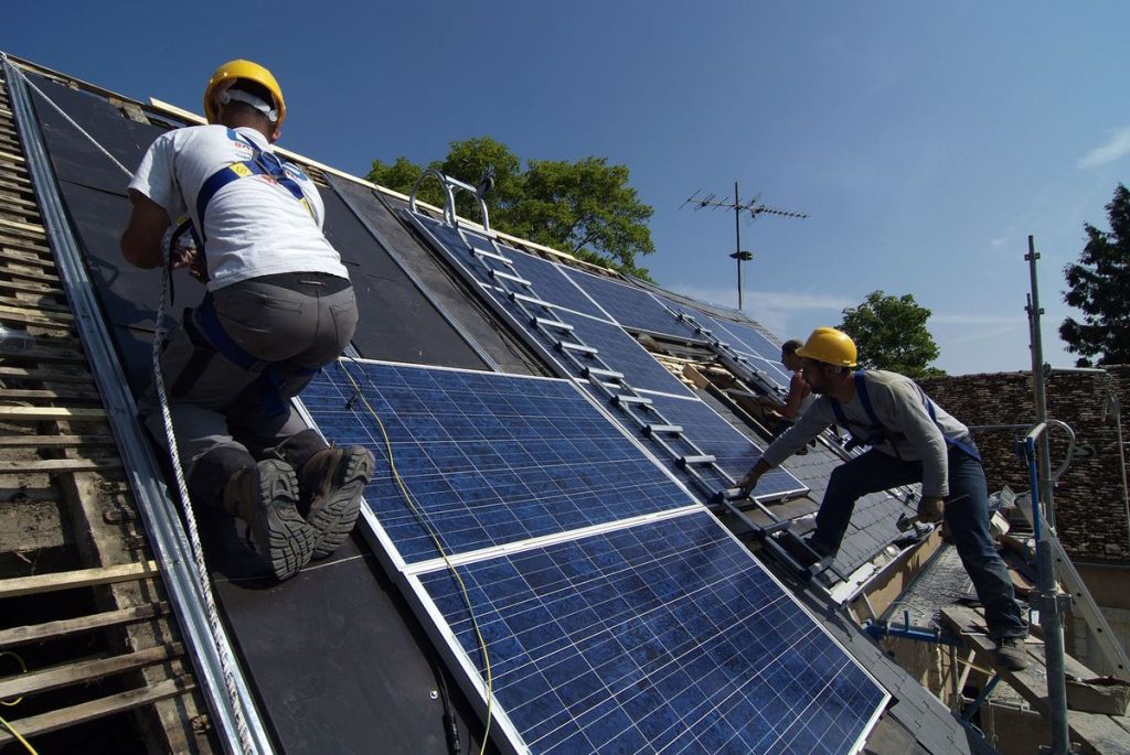 découvrez notre questionnaire sur les panneaux solaires pour évaluer vos besoins, mieux comprendre les avantages de l'énergie solaire et optimiser votre projet d'installation. évaluez votre potentiel d'énergie renouvelable dès aujourd'hui !