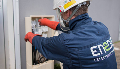 découvrez tout ce qu'il faut savoir sur le raccordement photovoltaïque ! apprenez les étapes, les réglementations et les avantages de connecter votre installation solaire au réseau électrique. maximisez votre production d'énergie renouvelable tout en réduisant votre facture d'électricité.