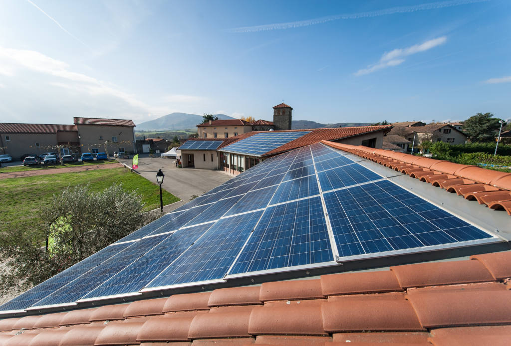 découvrez tout ce qu'il faut savoir sur le raccordement photovoltaïque avec enedis. apprenez les étapes essentielles, les démarches nécessaires et comment maximiser l'intégration de votre installation solaire au réseau électrique.