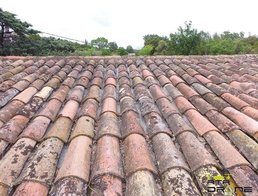 vous avez perdu votre drone sur le toit ? découvrez nos conseils pratiques et astuces pour récupérer facilement votre drone en toute sécurité, sans risquer d'endommager votre appareil ou votre toit.