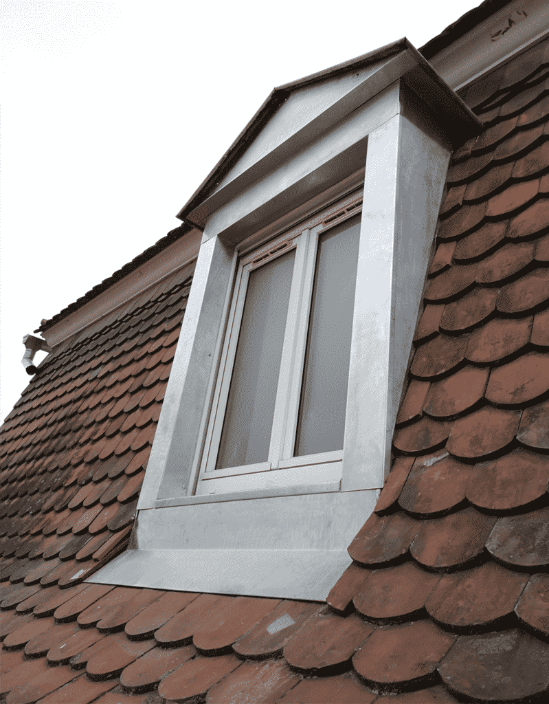 découvrez comment la rénovation de lucarnes peut transformer votre espace de vie. un guide complet sur les styles, matériaux et techniques pour embellir votre maison tout en améliorant son efficacité énergétique.