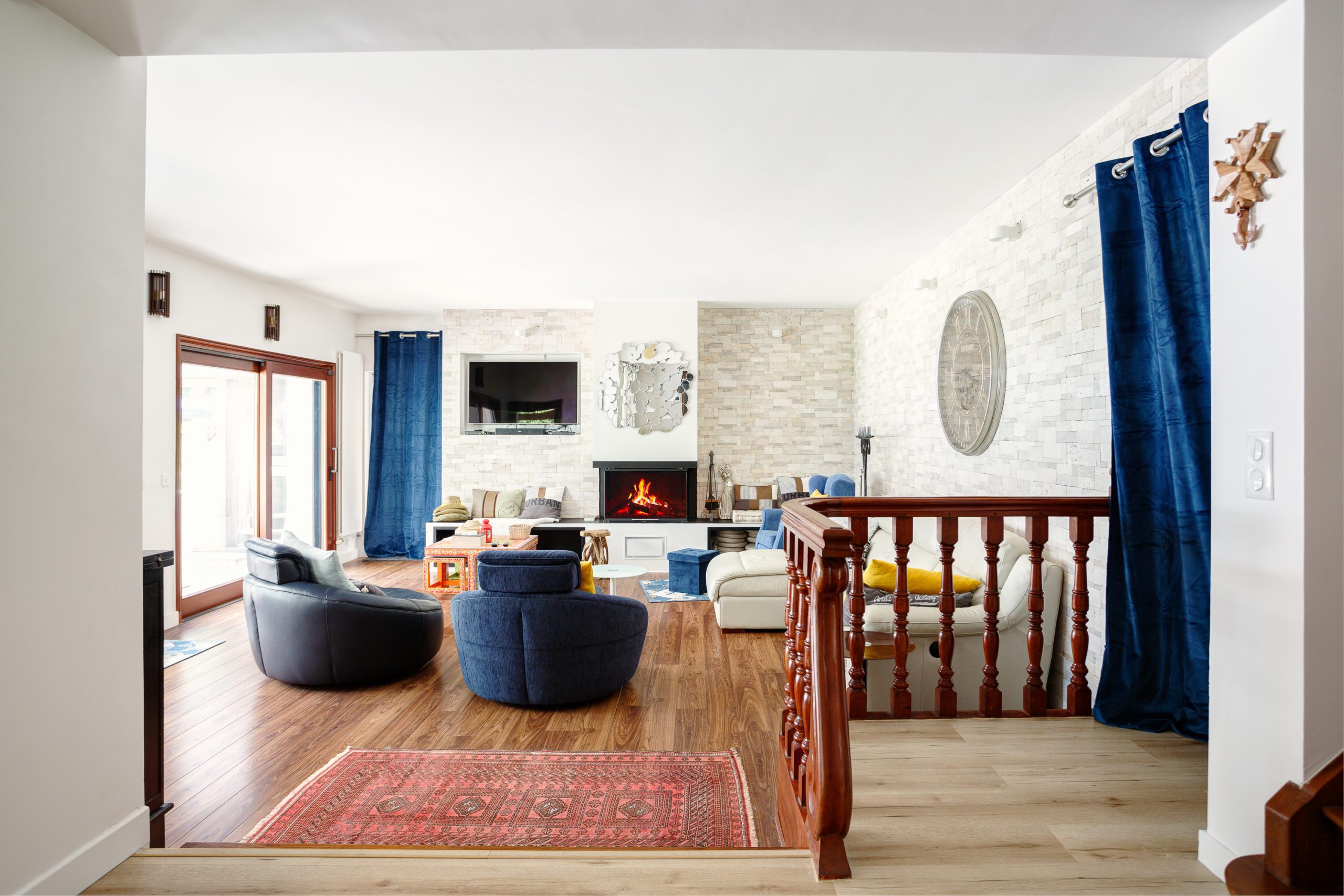 découvrez nos conseils et astuces pour la rénovation de votre maison ancienne. transformez votre patrimoine avec style tout en respectant l'authenticité de son architecture. offrez-lui une seconde vie tout en augmentant sa valeur.