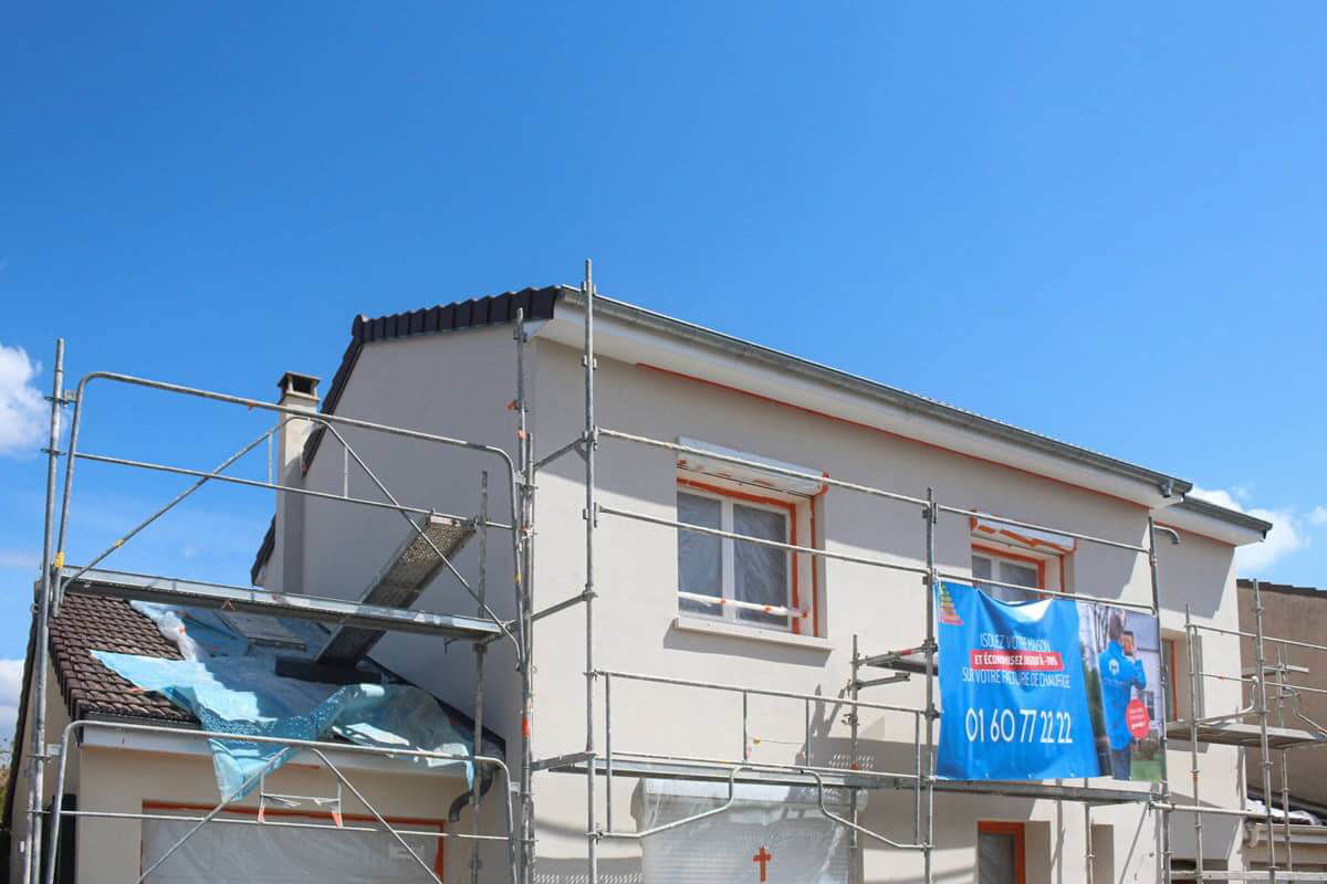 découvrez les dernières tendances et techniques de rénovation de toiture pour 2025. transformez votre maison grâce à nos conseils d'experts et à des matériaux innovants, tout en optimisant l'efficacité énergétique et l'esthétique de votre toiture.