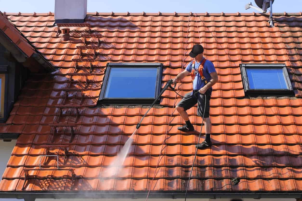 découvrez des conseils pratiques pour la rénovation de votre toiture. apprenez à choisir les matériaux appropriés, à entretenir votre toit et à réaliser des économies d'énergie tout en améliorant l'esthétisme de votre maison.