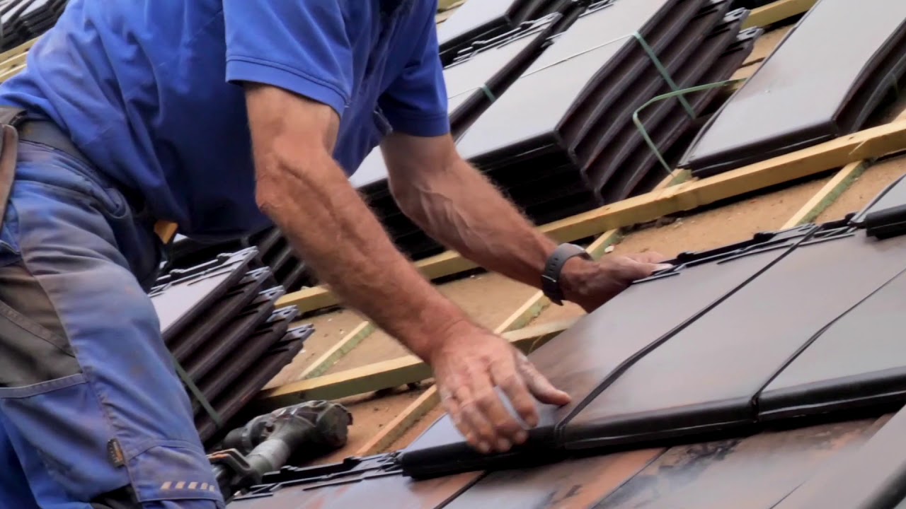 découvrez nos services de rénovation de toiture pour améliorer votre habitat. optez pour des matériaux de qualité et une expertise reconnue. transformez votre maison tout en augmentant sa valeur grâce à notre offre sur l'investissement en rénovation de toiture.