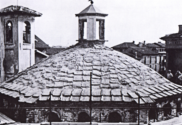 découvrez nos services de rénovation de toiture chez invest. nous vous proposons des solutions sur mesure pour protéger et embellir votre maison. bénéficiez d'une expertise professionnelle et d'un accompagnement personnalisé pour tous vos projets de toiture.