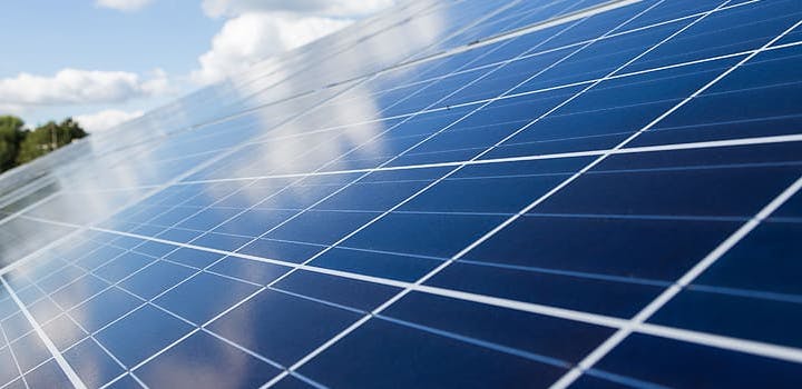 découvrez la rentabilité d'une installation photovoltaïque de 100 kw. analysez les avantages économiques, les économies d'énergie et les retours sur investissement pour maximiser vos bénéfices tout en contribuant à la transition énergétique.