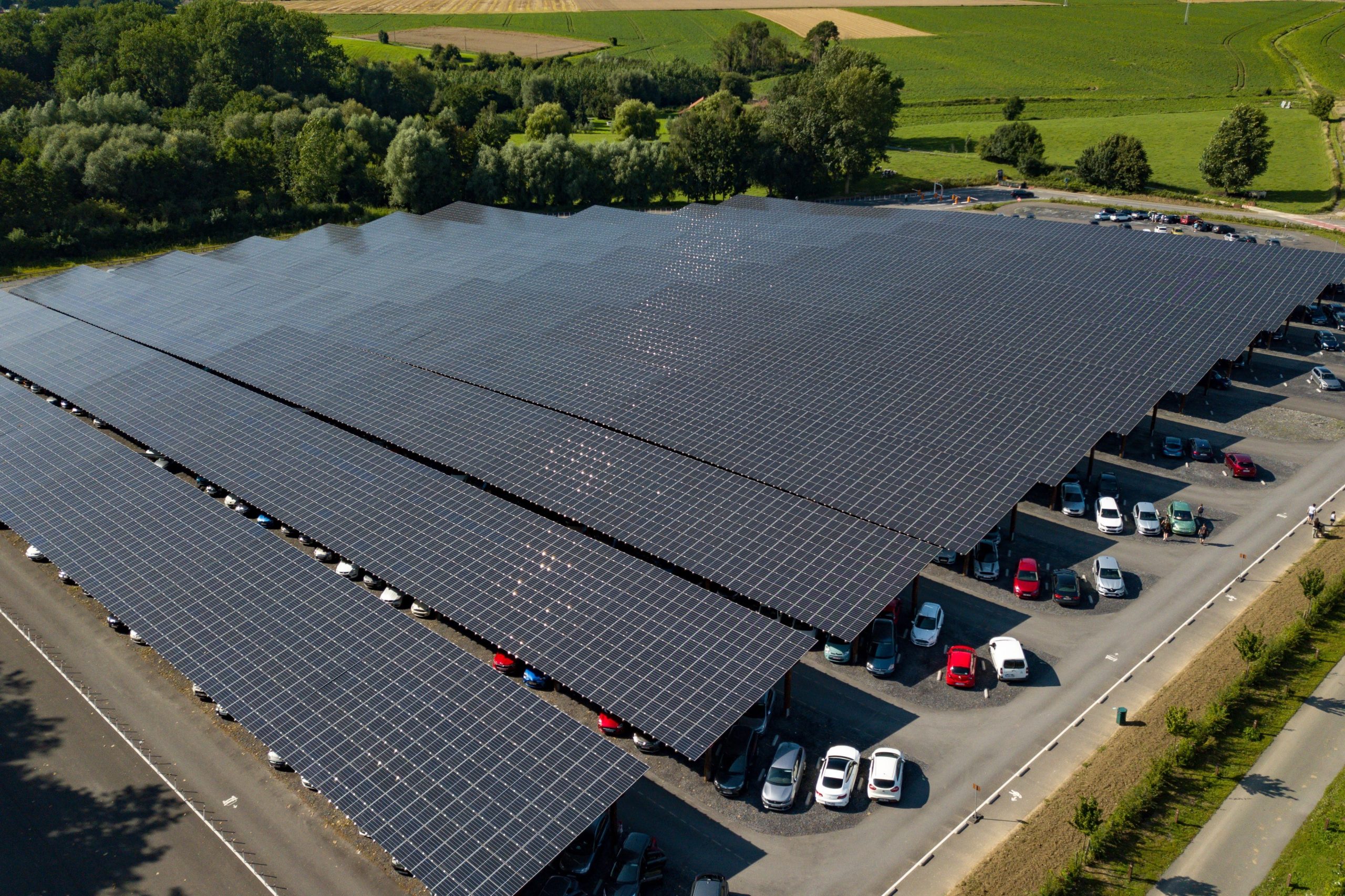 découvrez comment maximiser la rentabilité de vos installations photovoltaïques agricoles. explorez les avantages économiques, les aides disponibles et les meilleures pratiques pour optimiser votre production d'énergie renouvelable.