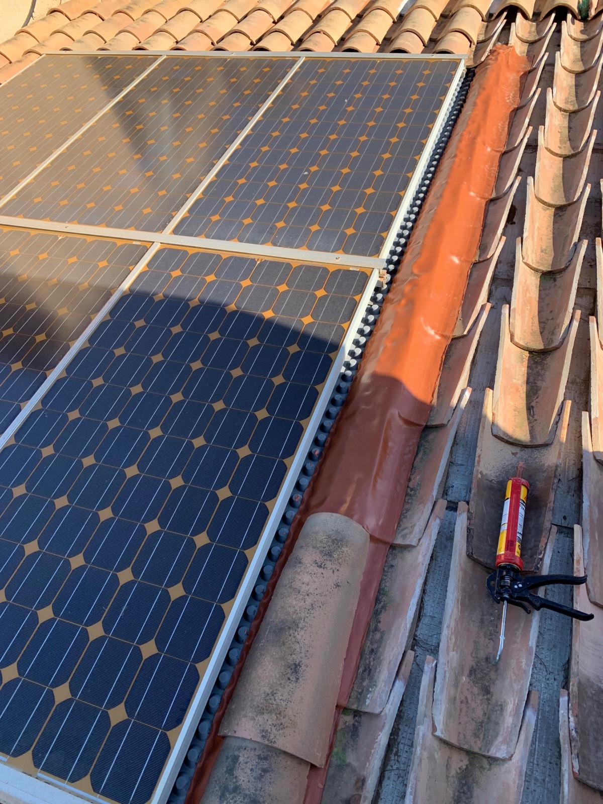 découvrez nos services de réparation de toits photovoltaïques, garantissant une efficacité optimale de votre système solaire. profitez de notre expertise pour des interventions rapides et de qualité afin de maintenir la performance de votre installation. contactez-nous dès maintenant pour un diagnostic précis et un devis gratuit.