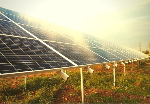 découvrez les risques associés aux offres solaires dans notre article. informez-vous sur les pièges potentiels, les garanties insuffisantes et les enjeux environnementaux pour faire un choix éclairé et sécurisé concernant l'énergie solaire.