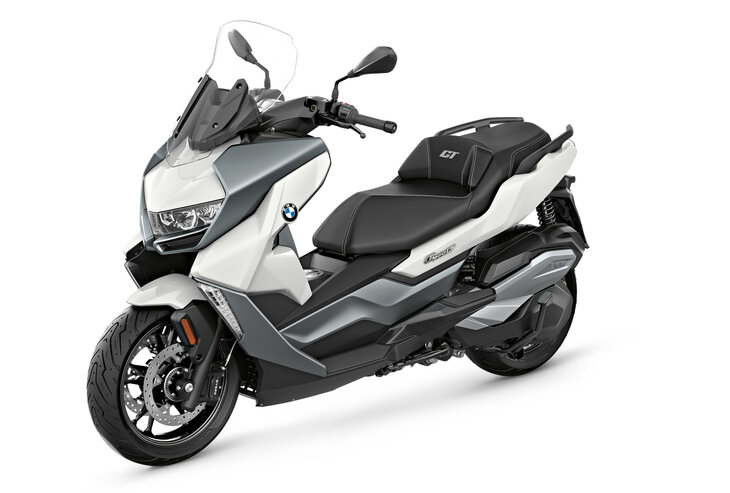 découvrez le scooter bmw, une combinaison parfaite de performance, de style et de confort. profitez de l'innovation allemande et de l'agilité de ces scooters haut de gamme, idéaux pour vos trajets urbains et vos escapades.