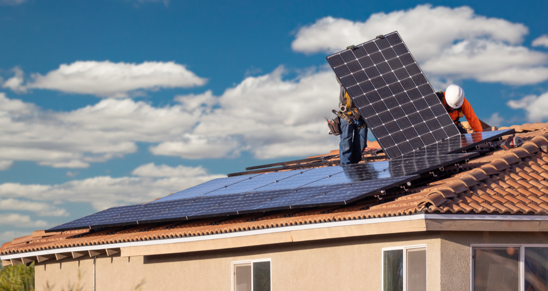 découvrez les meilleures pratiques pour garantir la sécurité de vos panneaux solaires. apprenez à prévenir les risques électriques, à assurer une installation sécurisée et à optimiser la durabilité de votre système photovoltaïque.