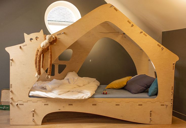 découvrez le sommier toit voiture, la solution idéale pour maximiser l'espace de votre véhicule. adapté à tous types de voitures, il vous permet d'emporter facilement votre matériel de camping ou vos affaires de voyage. profitez d'un confort optimal et d'une commodité inégalée lors de vos déplacements en toute sérénité.