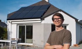 découvrez comment bénéficier des subventions pour l'installation de panneaux photovoltaïques. profitez d'aides financières pour rendre votre projet d'énergie verte plus accessible et réduire vos factures d'électricité tout en préservant l'environnement.