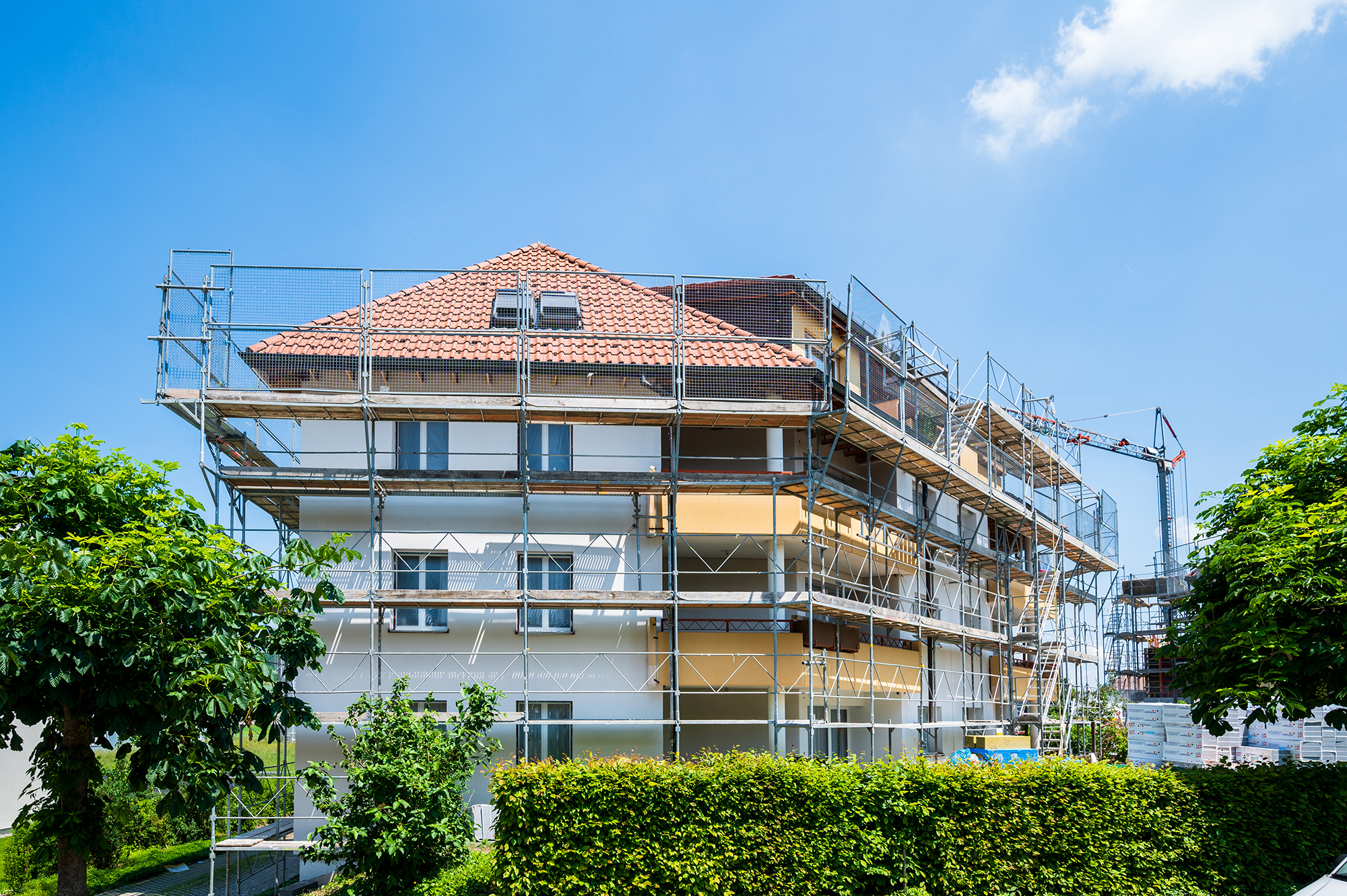 découvrez les subventions disponibles pour la rénovation en 2025, visant à améliorer l'efficacité énergétique de votre logement. informez-vous sur les aides financières qui peuvent alléger vos coûts de rénovation et transformer votre habitat en un espace plus écologique et confortable.