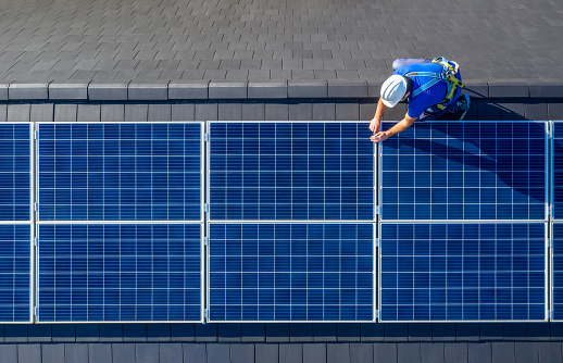 découvrez les subventions disponibles pour les entreprises souhaitant investir dans des panneaux solaires. maximisez vos économies et contribuez à la transition énergétique grâce à nos conseils sur les aides financières et les incitations fiscales adaptées à votre activité.