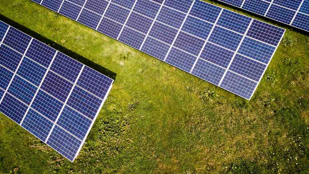 découvrez les caractéristiques et la surface nécessaire pour un panneau solaire de 3 kw. optimisez votre installation photovoltaïque avec des conseils pratiques sur l'espace requis, les performances et l'impact environnemental.