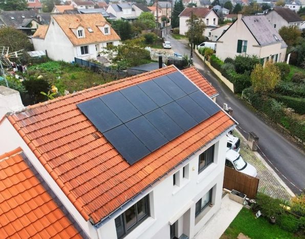 découvrez les tarifs compétitifs pour l'installation de toits photovoltaïques. comparez les prix, les avantages et les économies d'énergie possibles grâce à nos solutions solaires adaptées à vos besoins.