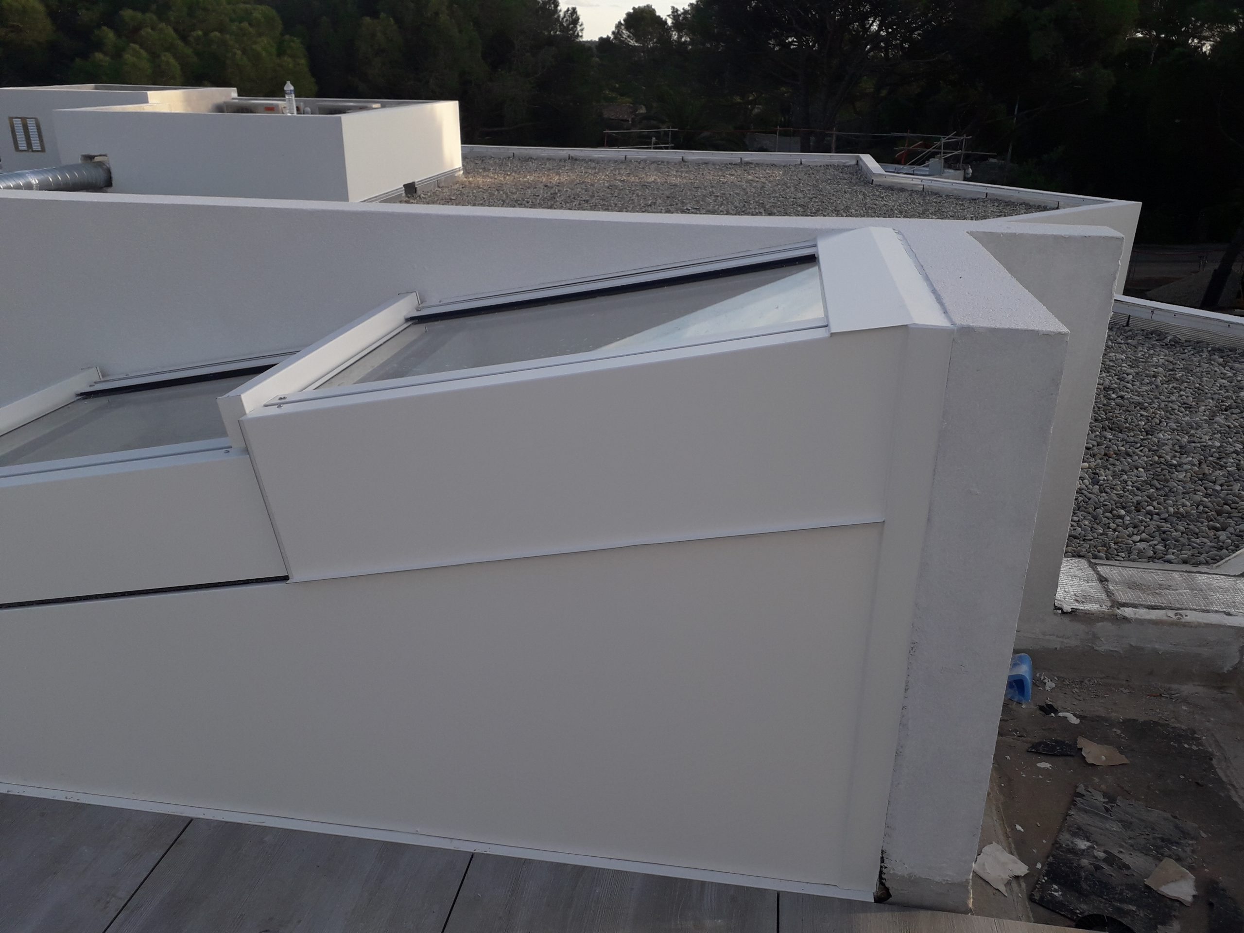 découvrez les avantages d'une terrasse sur toit en pente : esthétique, fonctionnelle et idéale pour optimiser l'espace. apprenez comment aménager votre toiture tout en profitant d'une vue imprenable et d'un espace de vie extérieur unique.